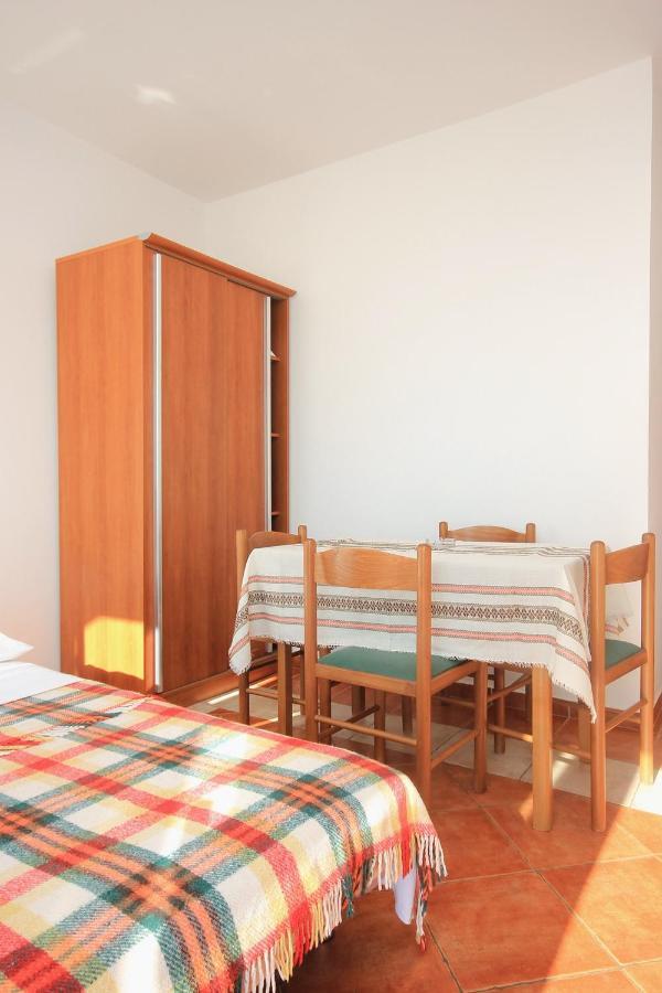 Apartments By The Sea Novalja, Pag - 9326 Zimmer foto
